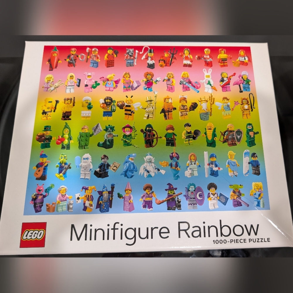 Minifigure Rainbow 1000-Piece Puzzle